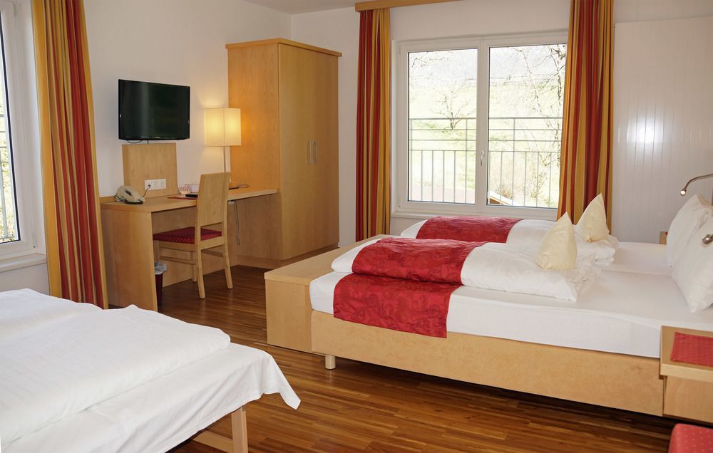 Austria Classic Hotel Heiligkreuz Hall in Tirol Exterior photo